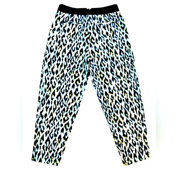 BCBG MAXAZRIA LEOPARD PRINT PANTS - Picture 4 of 6